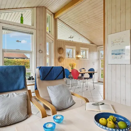 3 Bedroom Amazing In Nyborg